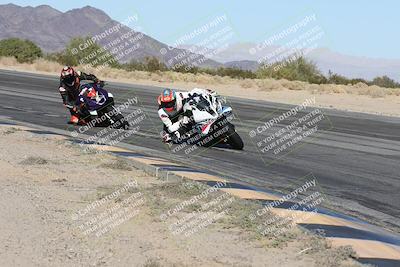 media/Dec-01-2025-Moto Forza (Mon) [[2daa91e15f]]/1-Advanced Group/Session 4 (Turn 10 Inside)/